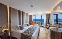 Amathus Hotel 5*  3