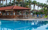   Cavo Maris Beach 4*  18