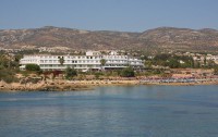   Corallia Beach Hotel Apts 3*  11