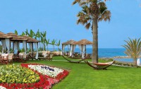   Constantinou Bros Pioneer Beach Hotel 4*  8