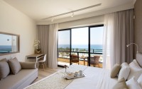   Venus Beach Hotel 5*  7