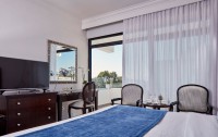   Grecian Bay Hotel 5*  8