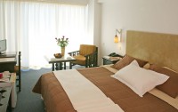   Navarria Hotel 3*  12