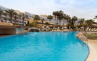   St. George Hotel Spa & Beach Resort 4*  6