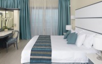   Palm Beach Hotel 4*  6