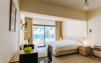   Vrachia Hotel Apts (adults Only) 4*  9