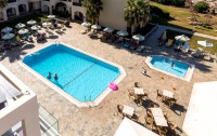 Mimosa Beach Hotel 3*  4