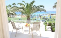   Odessa Beach Hotel 4*  9