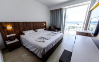 Eleana Hotel 4*  3