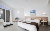   Vassos Nissi Plage Hotel 4*  7