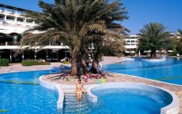   Constantinou Bros Athena Beach Hotel 4*  11