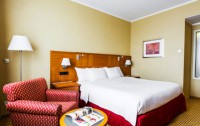   Marriott Courtyard Prague Airport 4*  17