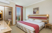   Riviera Hotel Carcavelos 4*  33