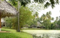   Marari Beach Resort 3*  6