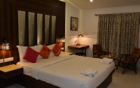   Shikara Beach Resort 3*  11