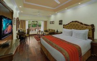   Mayfair Hideaway Spa Resort 4*  9