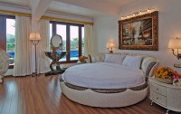   White Pearl Suites 4*  9