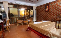   Beach & Lake Ayurvedic Resort 3*  9