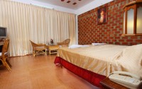   Beach & Lake Ayurvedic Resort 3*  8