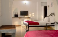   Naked Space Boutique Hotel 3*  9