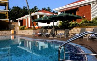   Grand Leoney Resort  3*  12