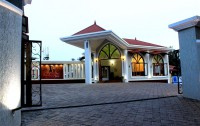   Grand Leoney Resort  3*  9