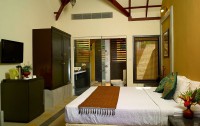 Poovar Island Resort 3*  4