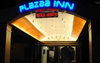   Plaza Inn 3*  7