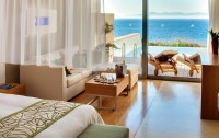   Amathus Elite Suites 5*  25