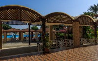   Blue Sea Beach Resort 4*  32