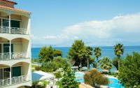   Corfu Senses Hotel 3*  9