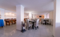   Corfu Maris Hotel 4*  9