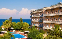   Potamaki Beach Hotel 3*  31