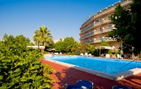   Potamaki Beach Hotel 3*  12