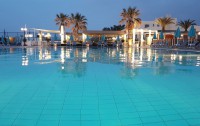   Europa Beach Hotel 4*  14