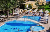   Vantaris Beach Hotel 4*  18