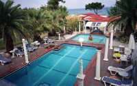   Villa George Hotel Apartments 4*  6