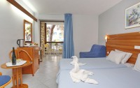   Dionysos Hotel 3*  10