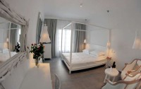 White Suites Resort 4*  4