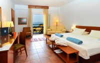 Xenia Ouranoupolis Hotel 4*  2