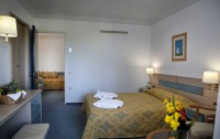   Pallini Beach 4*  36