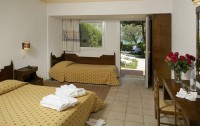   Pallini Beach 4*  30