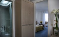   Pallini Beach 4*  38