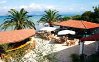   Akti Panela Beach Hotel 3*  8