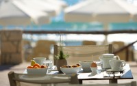   Margarita Sea Side Hotel 4*  11