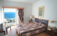   Holidays In Evia Beach Hotel 3*  8