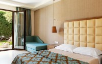   Mediterranean Village Hotel & Spa 5*  12