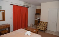 Aithrio Hotel APT 2*  3