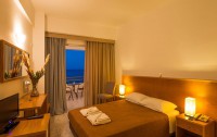 Niforeika Beach Hotel & Bungalows 3*  5