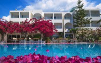   Kyparissia Beach Hotel 3*+  17